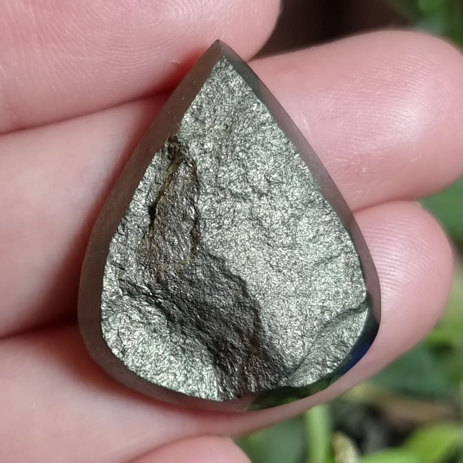 Pirita en bruto - 29,2x23,9 mm