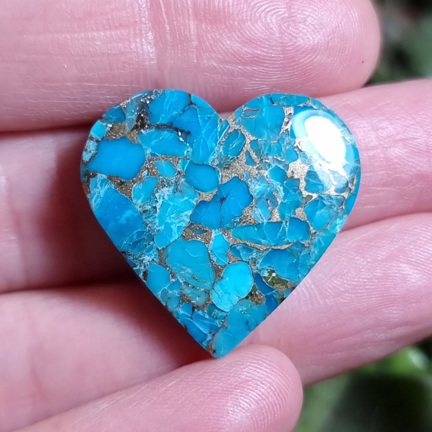 Corazón de Composite de Turquesa Americana y Cobre - 25,0x26,3 mm