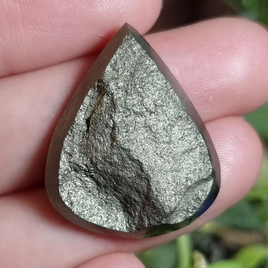 Pirita en bruto - 29,2x23,9 mm