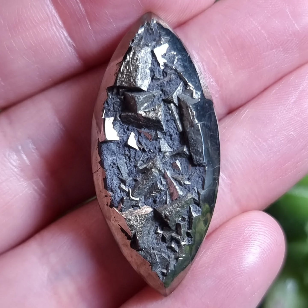Drusa de Pirita - 39,6x17,8 mm
