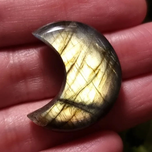 Luna de Labradorita Dorada - 30,7x25,0 mm